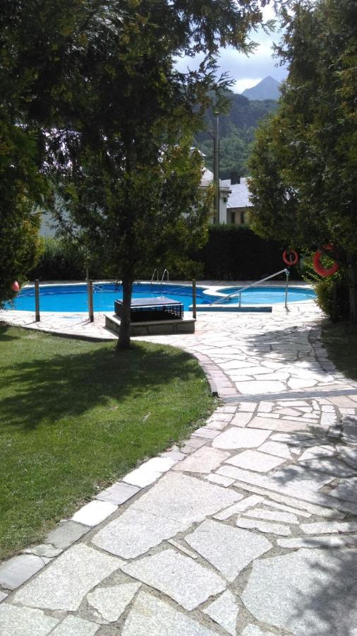 Coma De Alba Benasque Apartamento Exterior foto